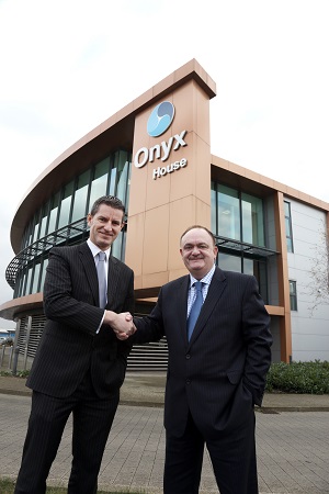 Picture: Neil Stephenson, CEO, Onyx, and George Sanger, MD, Knowledge IT